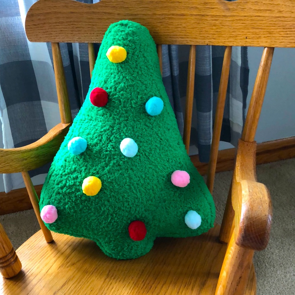 Christmas tree pillow Wondershop 2023